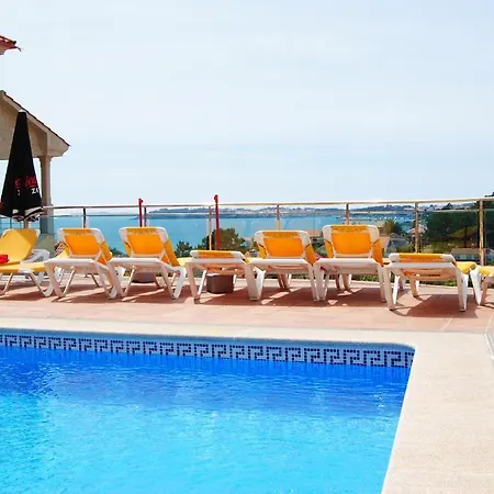 Riveiro Apartment